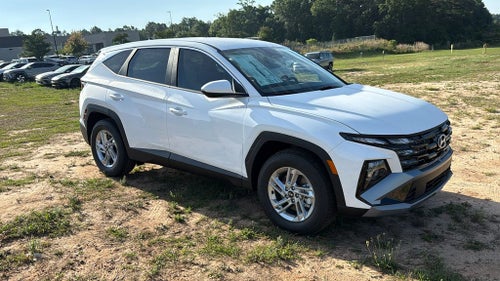 2026 Hyundai TUCSON SE FWD