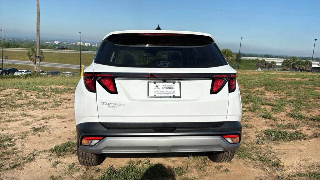2026 Hyundai TUCSON SE FWD