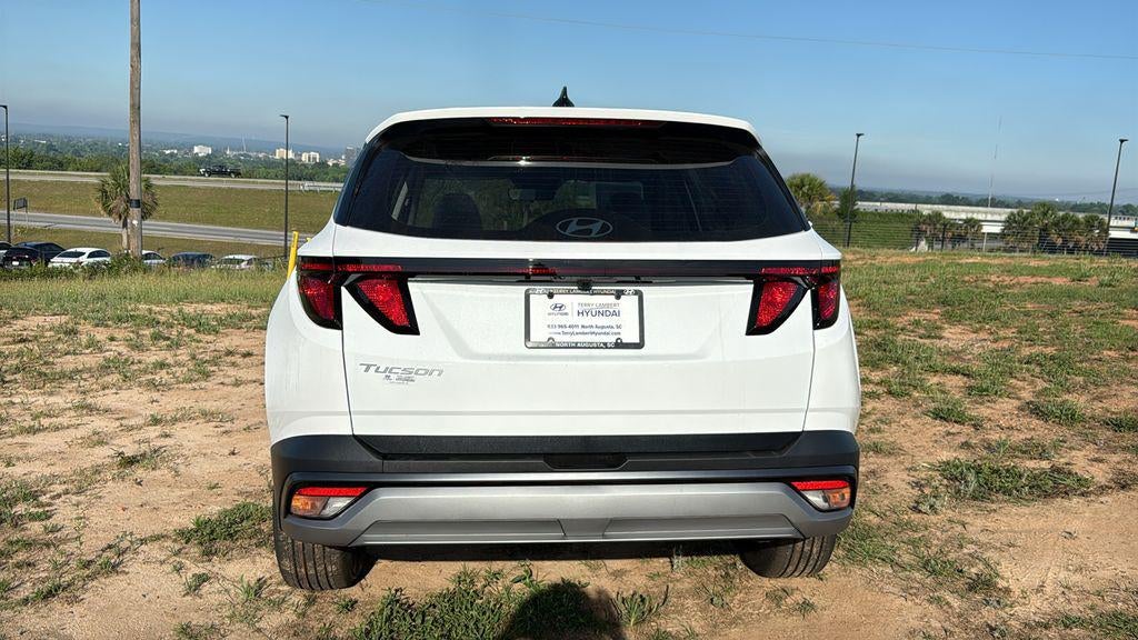 2026 Hyundai TUCSON SE FWD