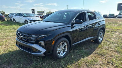 2026 Hyundai TUCSON SE FWD