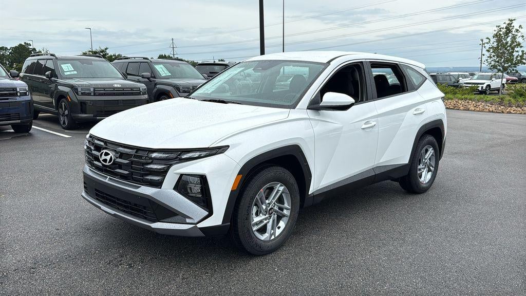 2026 Hyundai TUCSON SE FWD