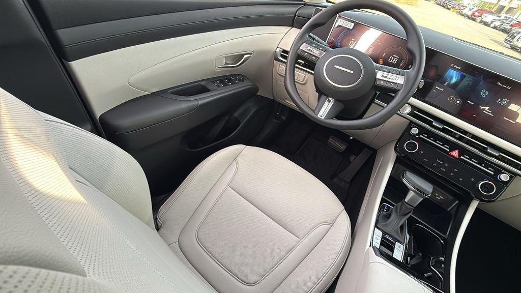 2026 Hyundai TUCSON SEL Plus FWD