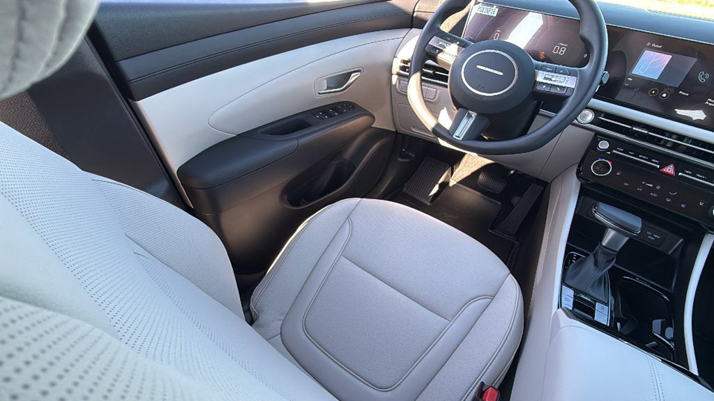 2026 Hyundai TUCSON SEL Plus FWD