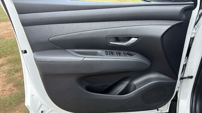 2026 Hyundai TUCSON SEL Premium FWD