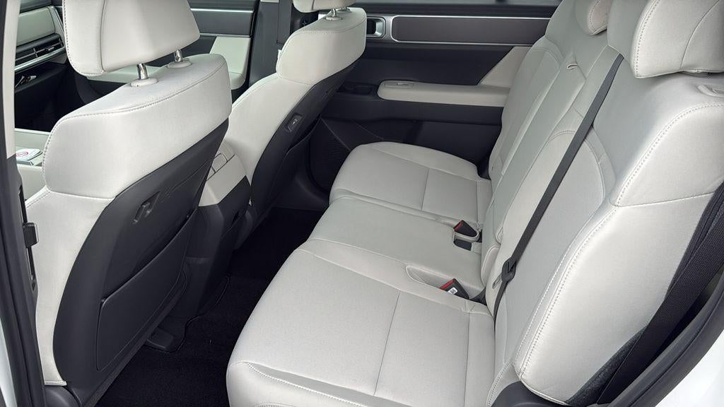 2026 Hyundai SANTA FE SE FWD