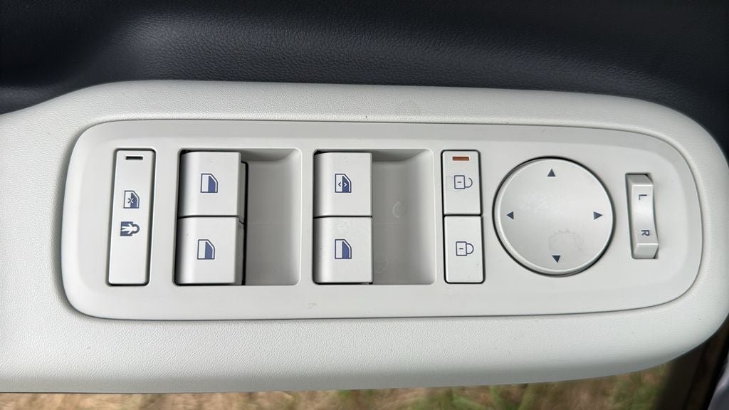 2026 Hyundai SANTA FE SE FWD