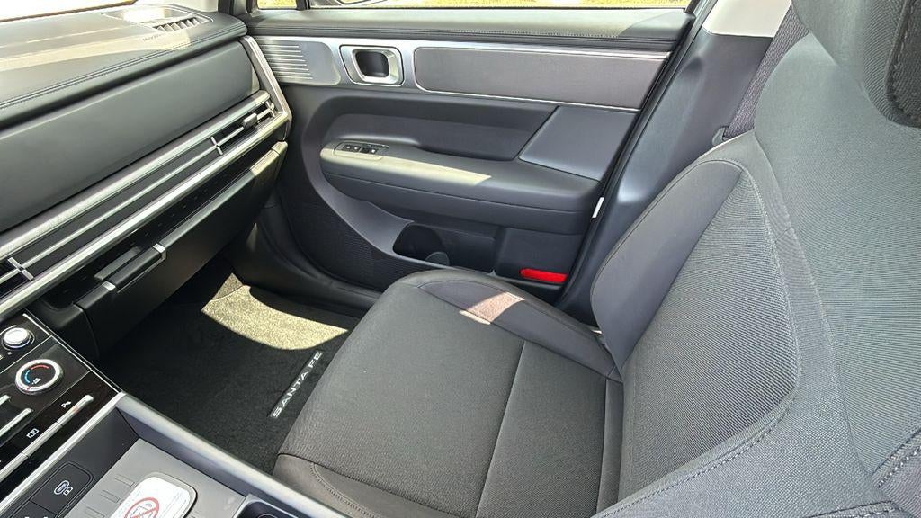 2027 Hyundai SANTA FE SE FWD