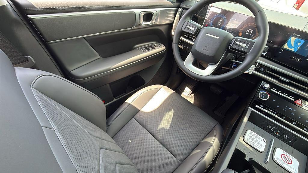 2027 Hyundai SANTA FE SEL FWD
