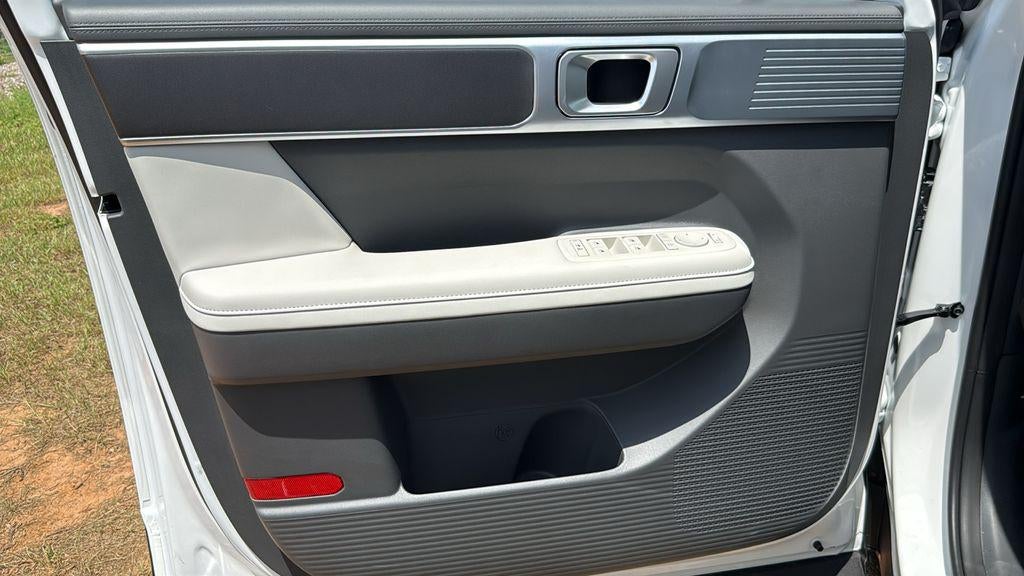 2027 Hyundai SANTA FE SEL FWD