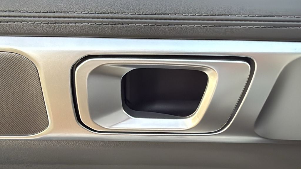 2027 Hyundai SANTA FE SEL FWD