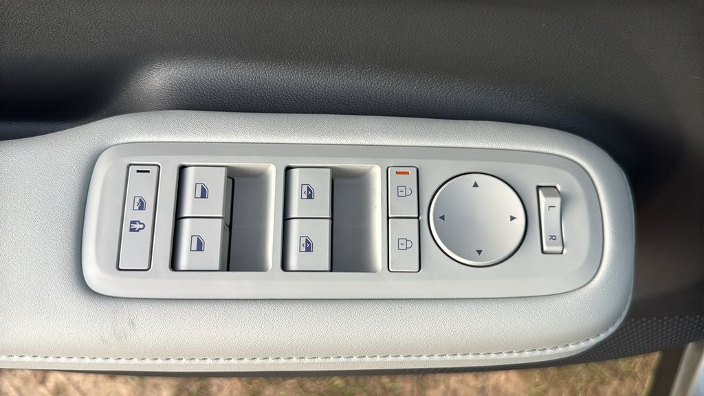 2027 Hyundai SANTA FE SEL FWD