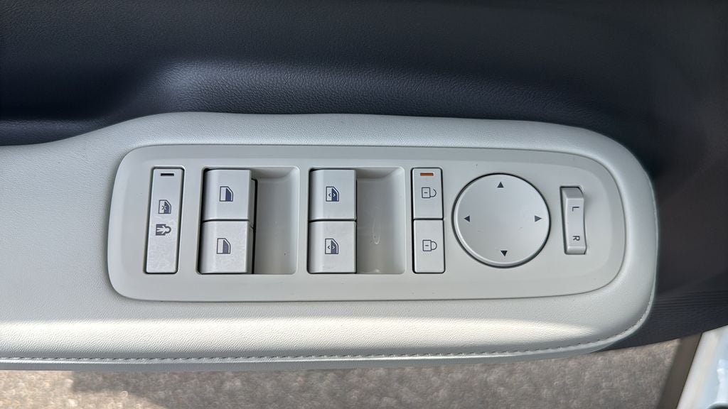 2027 Hyundai SANTA FE SEL FWD