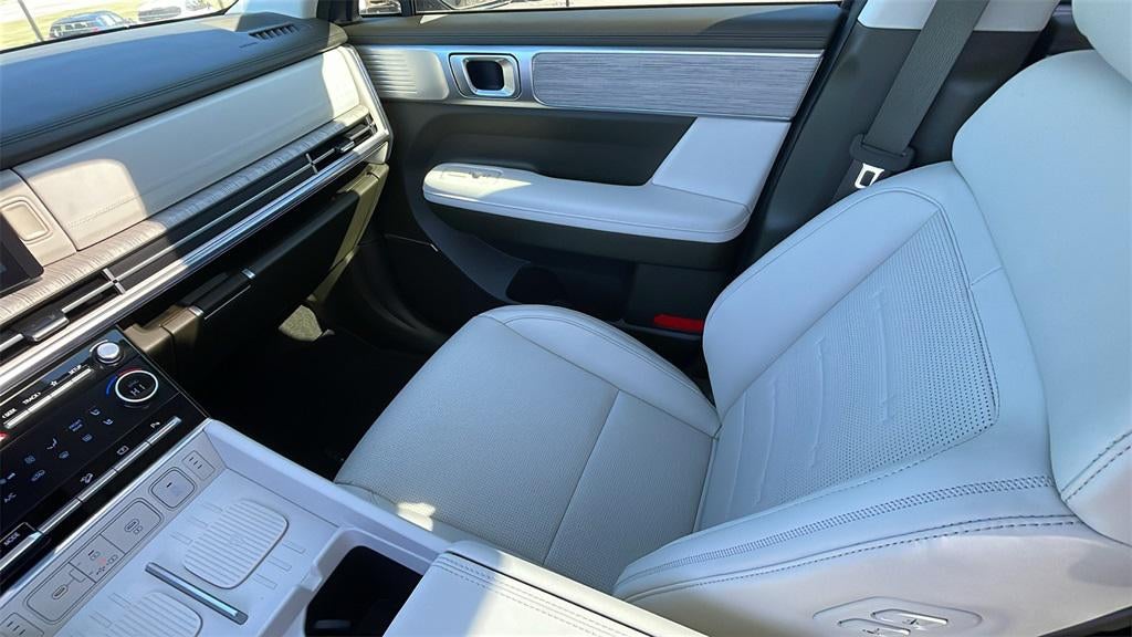 2025 Hyundai SANTA FE HYBRID Calligraphy