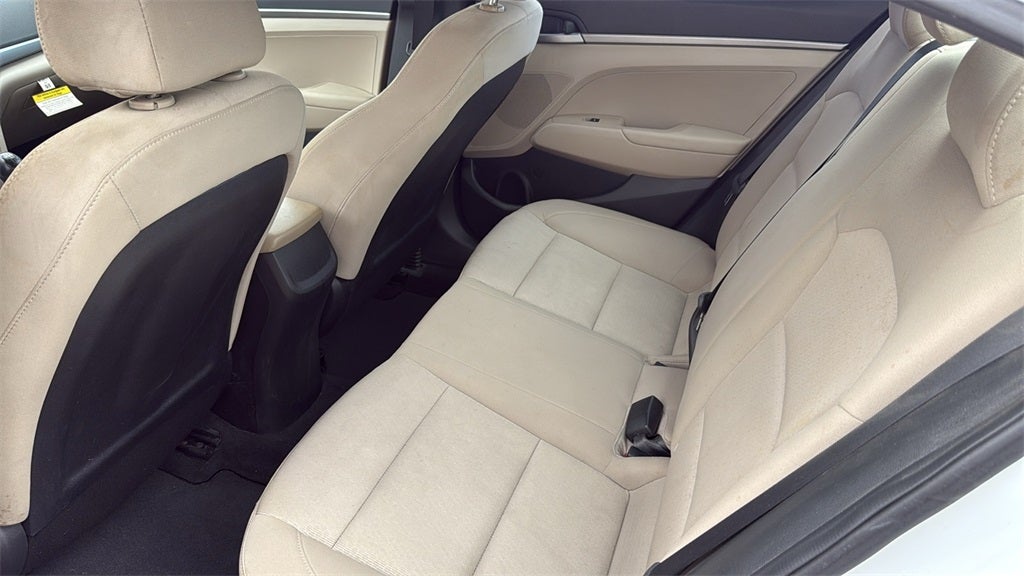 2018 Hyundai ELANTRA SE