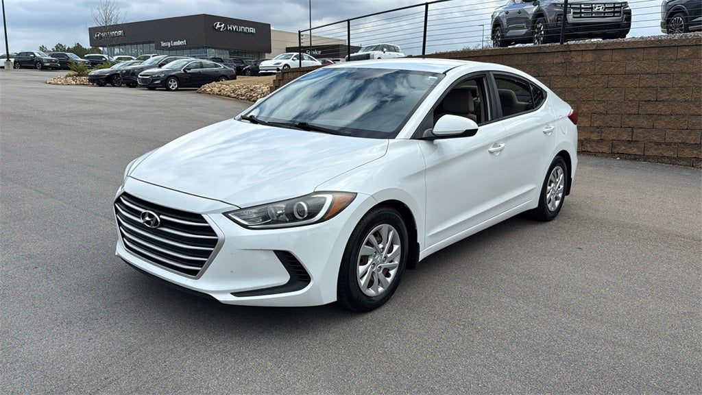 2018 Hyundai ELANTRA SE