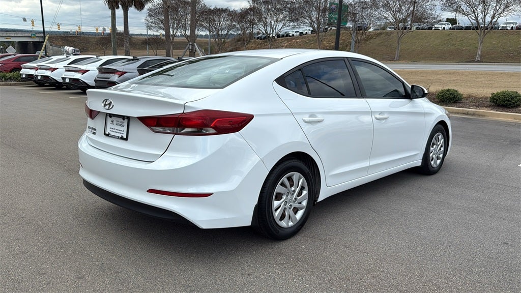 2018 Hyundai ELANTRA SE