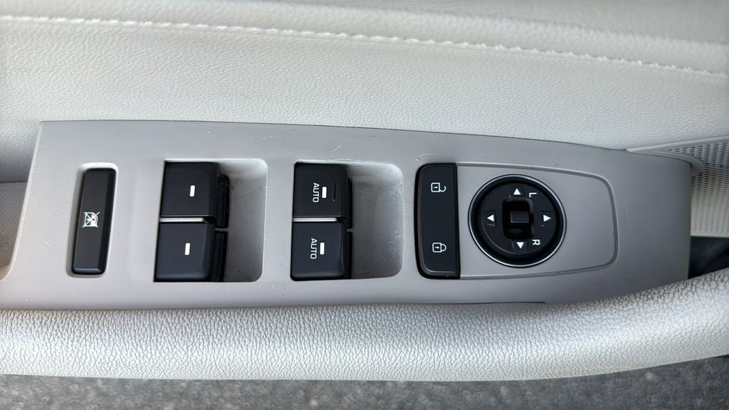 2017 Hyundai SONATA Limited