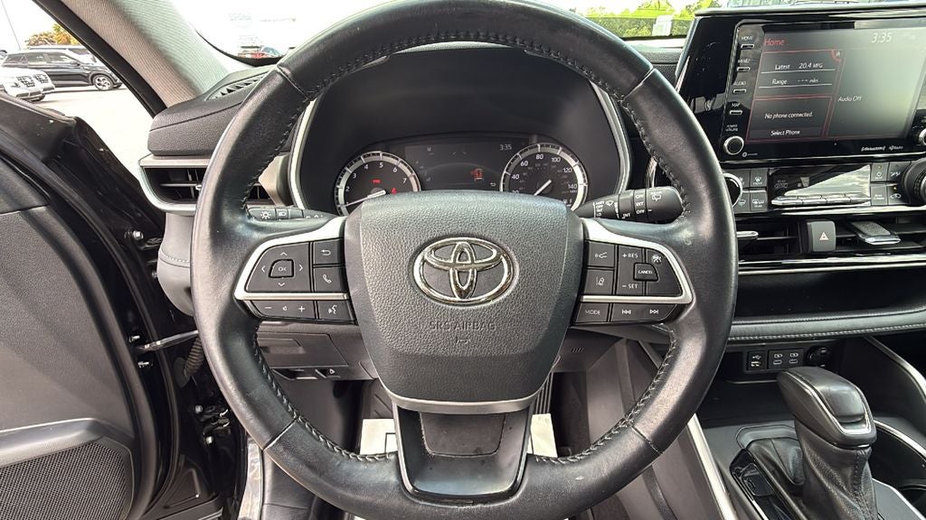 2022 Toyota Highlander XLE