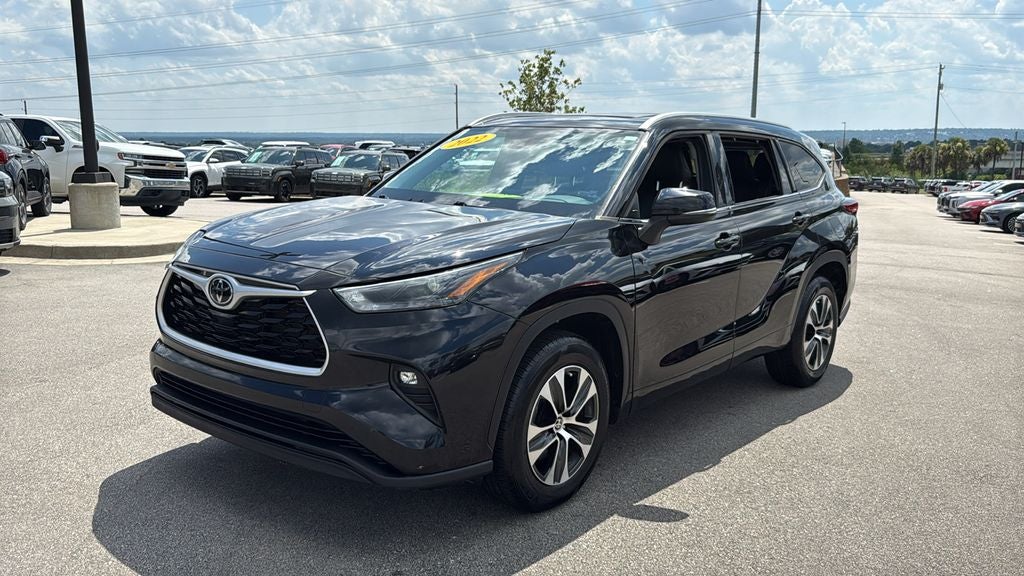 2022 Toyota Highlander XLE