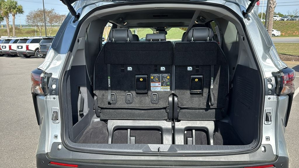 2024 Toyota Sienna XLE 8 Passenger
