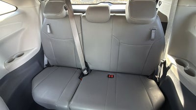 2024 Toyota Sienna XLE 8 Passenger
