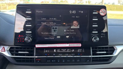 2024 Toyota Sienna XLE 8 Passenger