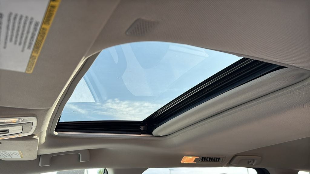 2024 Toyota Sienna XLE 8 Passenger