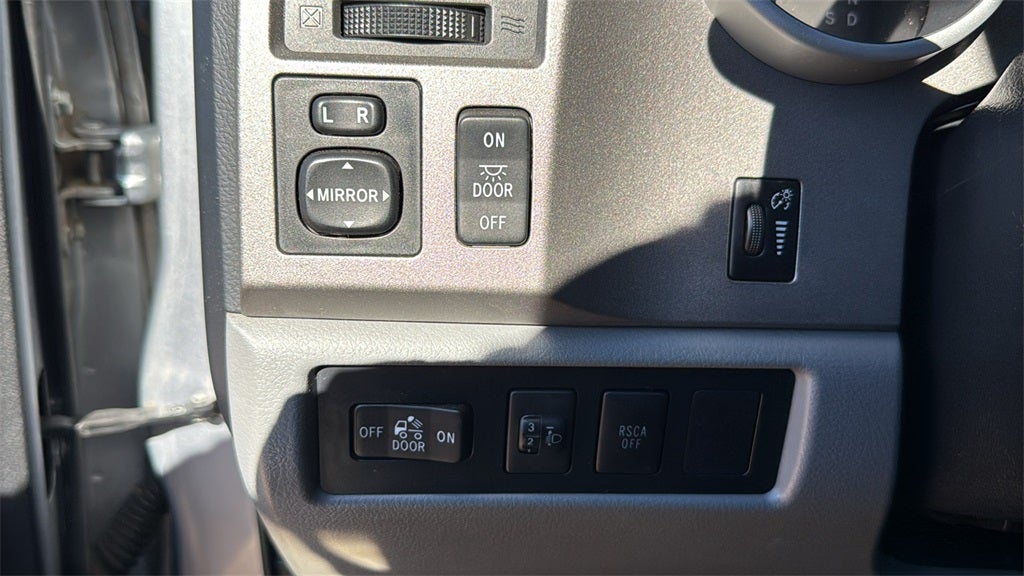 2013 Toyota Tundra Grade