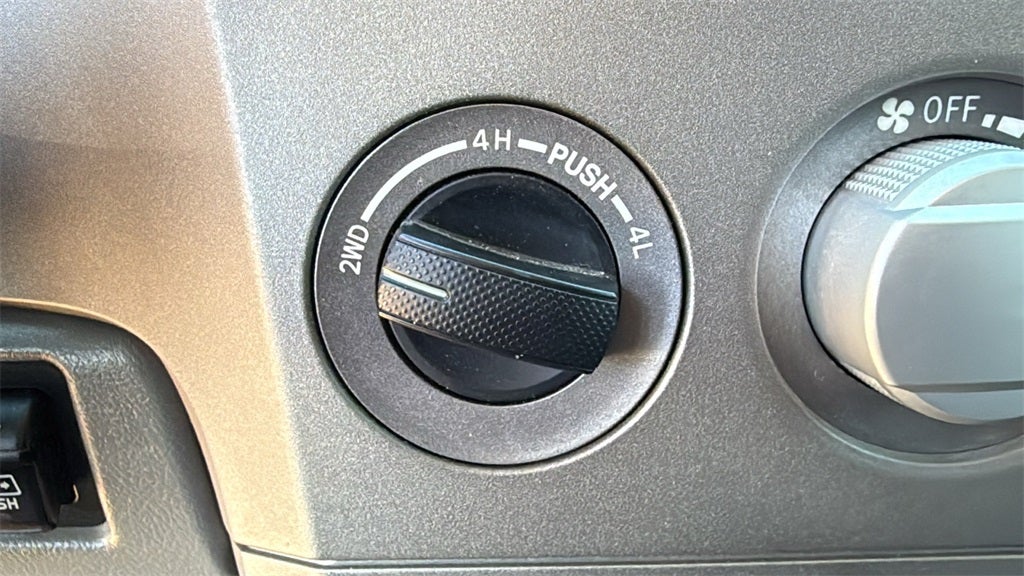 2013 Toyota Tundra Grade