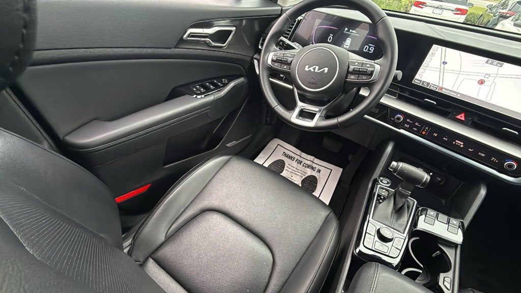 2025 Kia Sportage EX - Photo 14