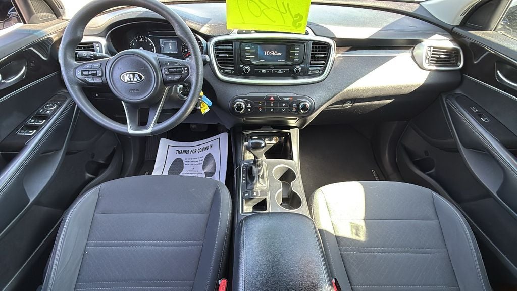 2016 Kia Sorento LX
