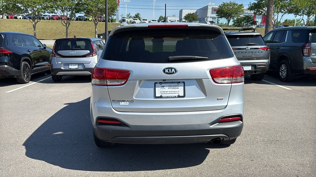 2016 Kia Sorento LX