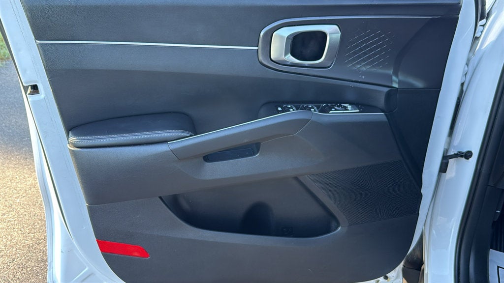 2026 Kia Sorento LX - Photo 15