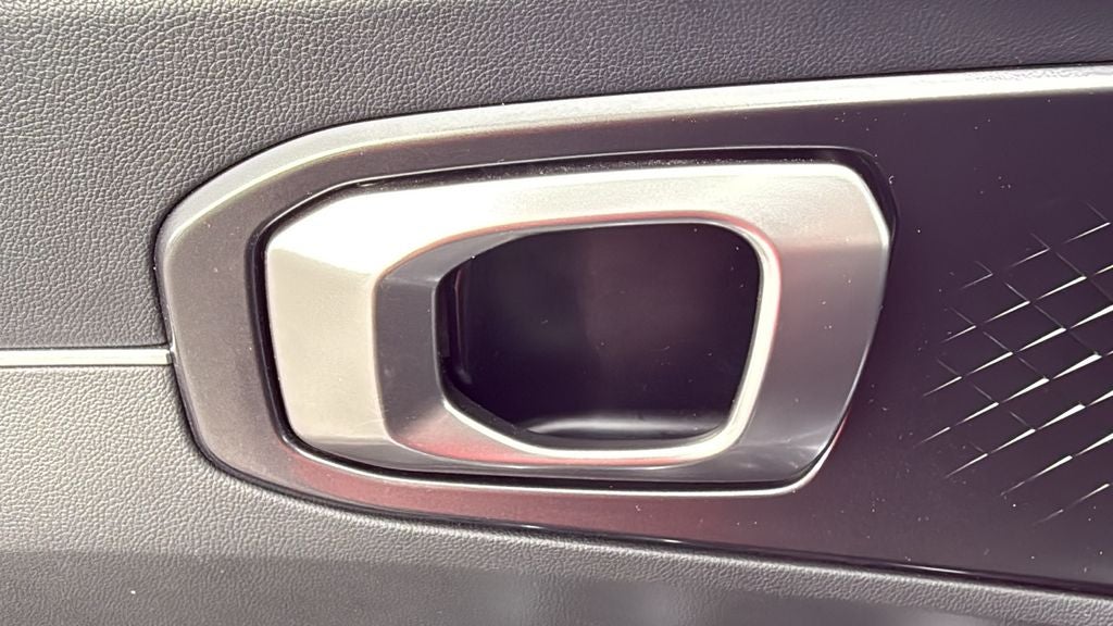 2023 Kia Sorento LX - Photo 18