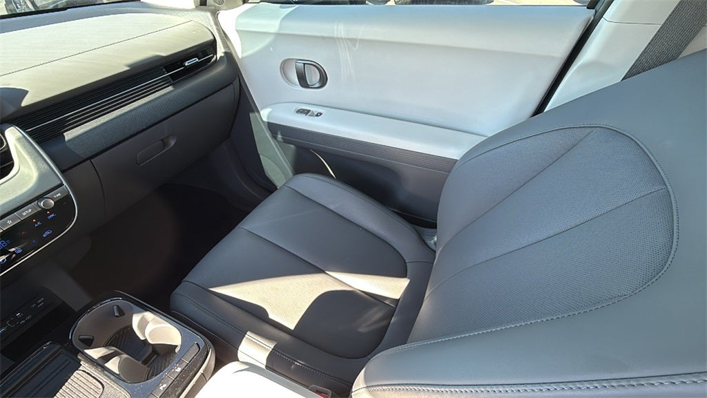 2025 Hyundai IONIQ 5 SEL