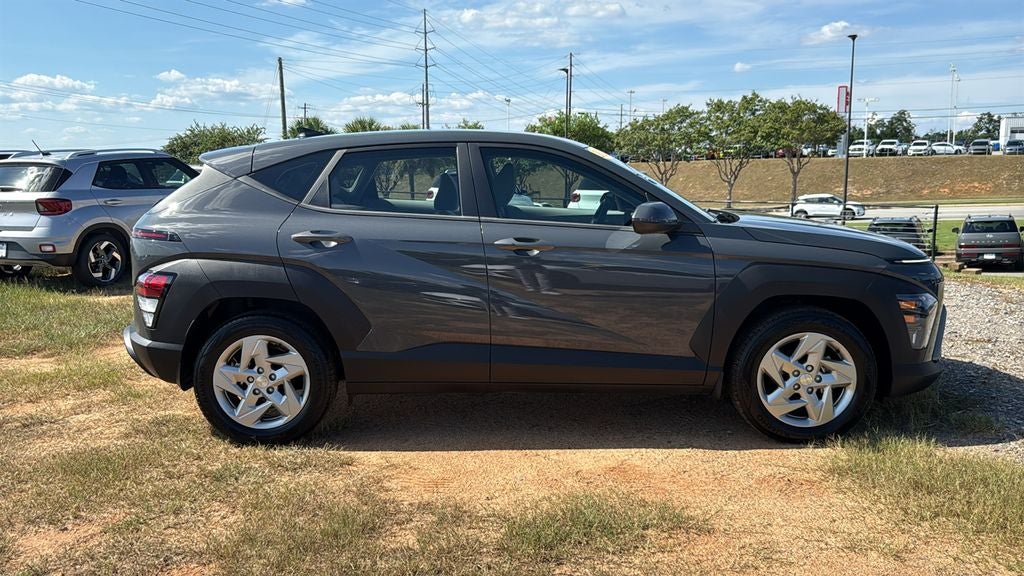 2024 Hyundai KONA SE