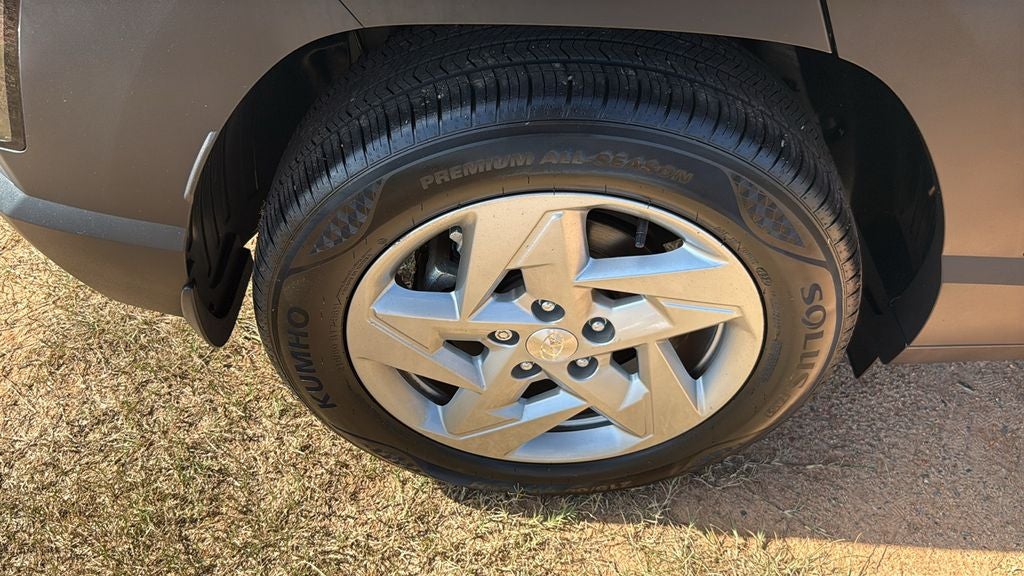 2024 Hyundai KONA SE