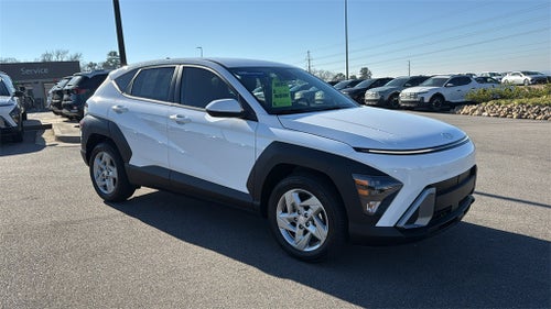 2026 Hyundai KONA SE