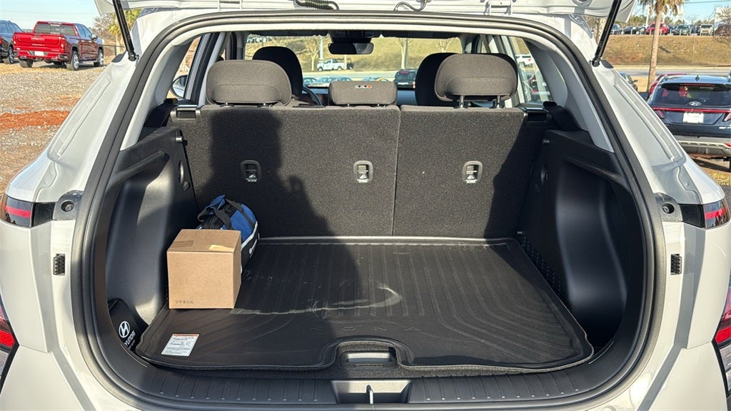 2026 Hyundai KONA SE FWD