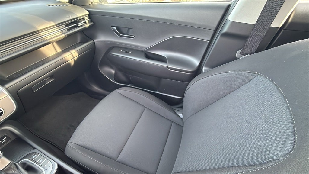 2026 Hyundai KONA SE FWD