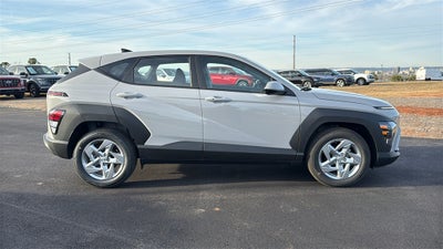 2026 Hyundai KONA SE FWD