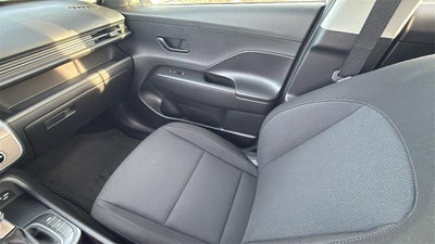 2026 Hyundai KONA SE FWD