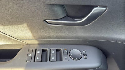 2026 Hyundai KONA SE FWD