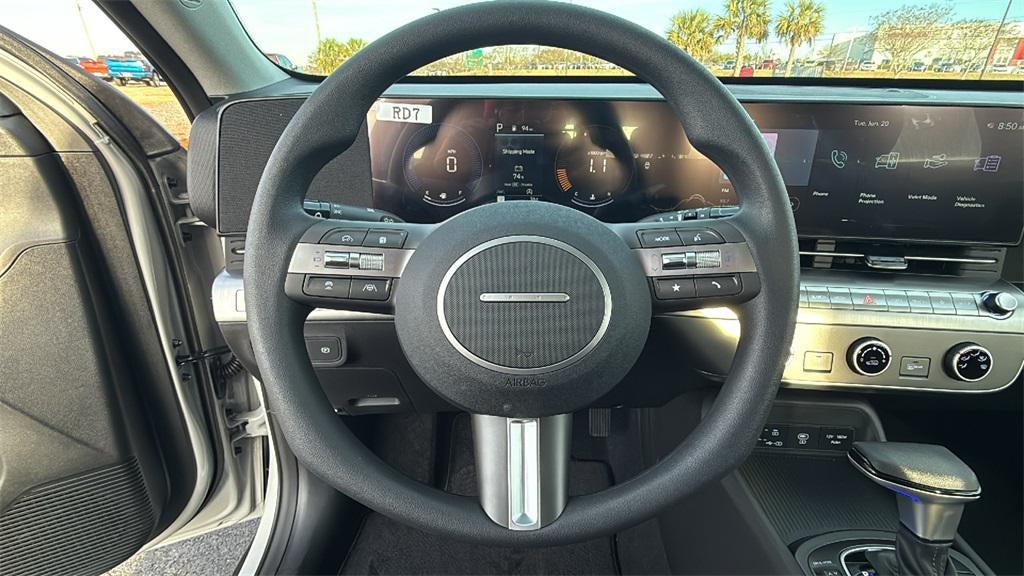 2026 Hyundai KONA SE FWD