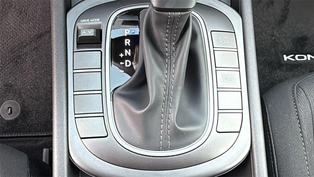 2026 Hyundai KONA SE FWD