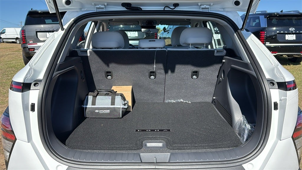 2026 Hyundai KONA SE FWD