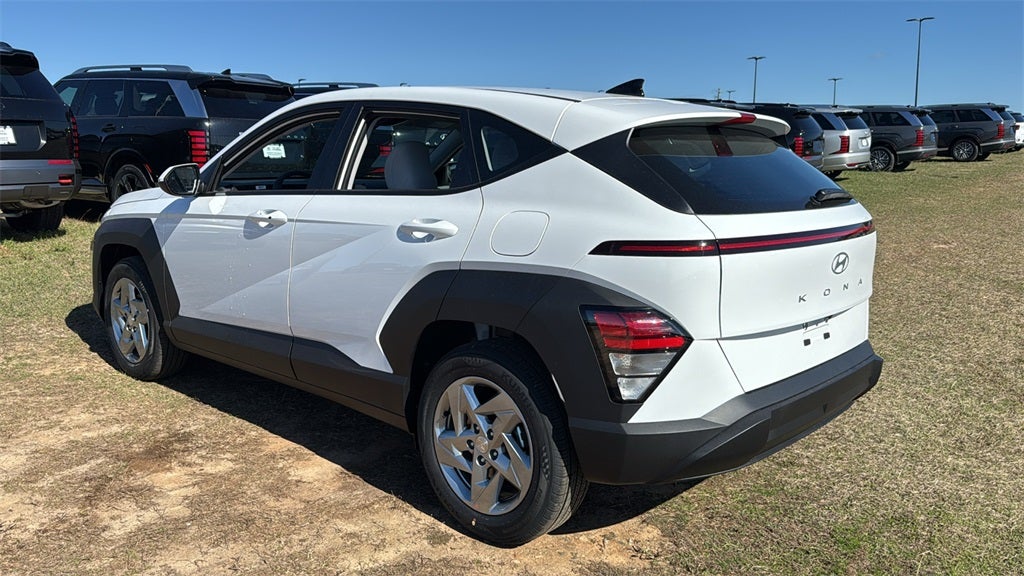 2026 Hyundai KONA SE FWD