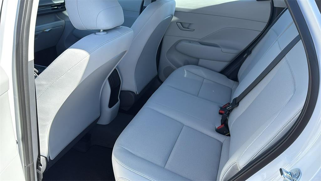 2026 Hyundai KONA SE FWD