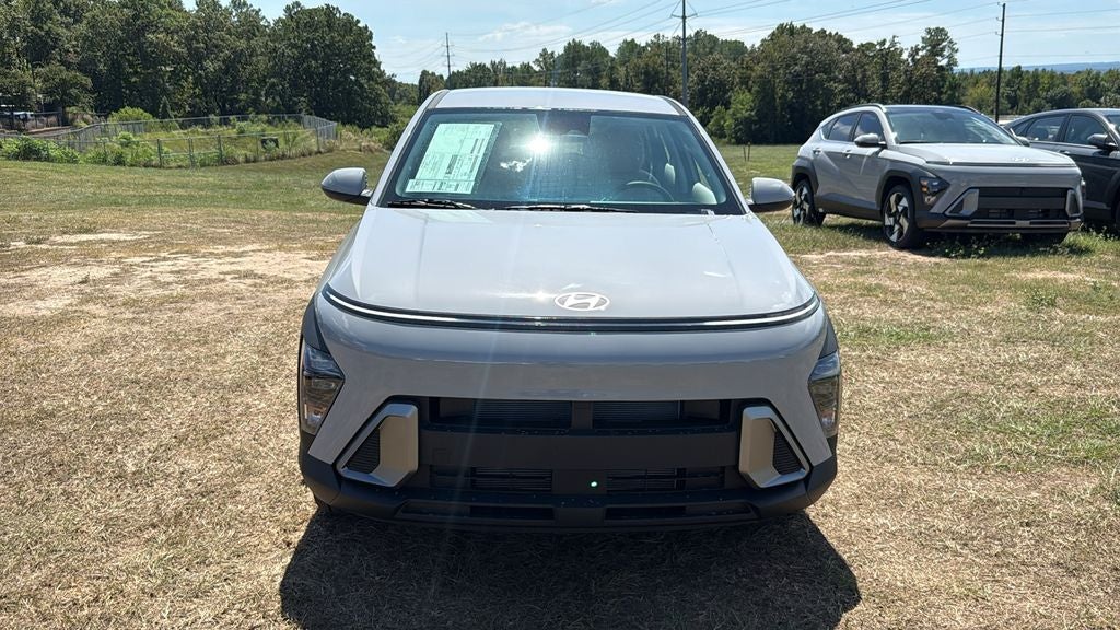 2027 Hyundai KONA SE FWD