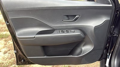 2027 Hyundai KONA SE FWD